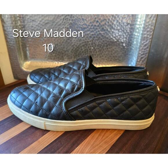Steve Madden Black Ecentrcq Slip on Sneaker10 - Picture 1 of 7